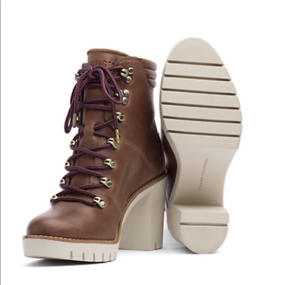 NOT FOR SALE Tommy Hilfiger hiker boot w/ heel - Picture 3 of 4